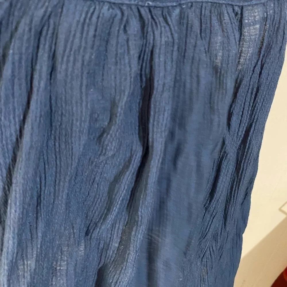 Listickle size small dusty blue Strappy tank gauze soft stretch‎ - Picture 4 of 7